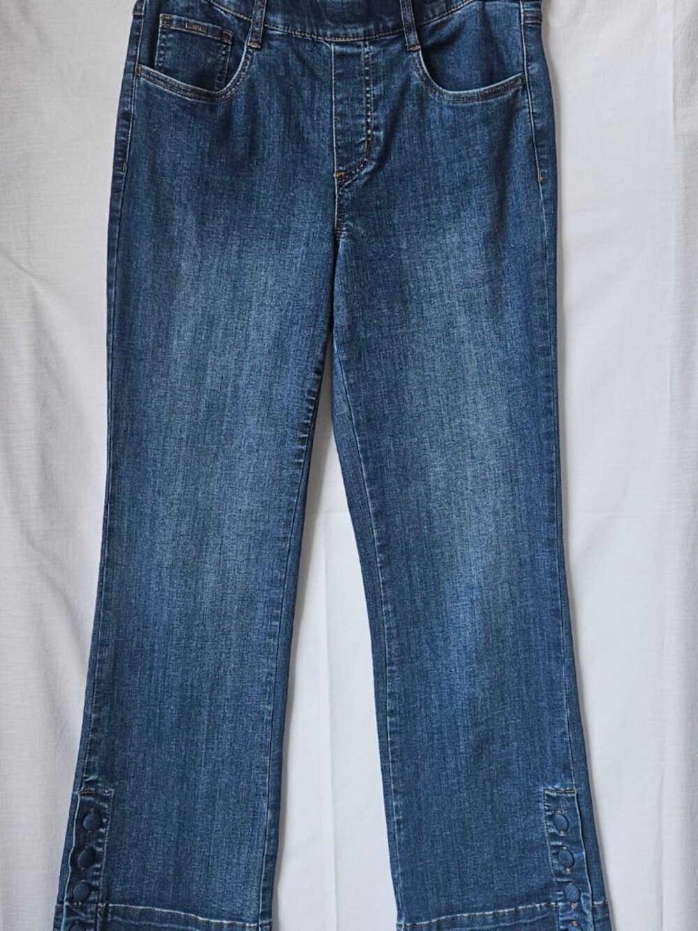 FDJ French Dressing Jeans Women's Straight Leg Jeans with Button Hem – Size 8